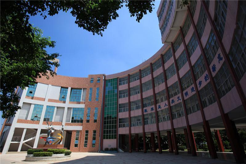 ��ݸ�з�֯��װѧ��